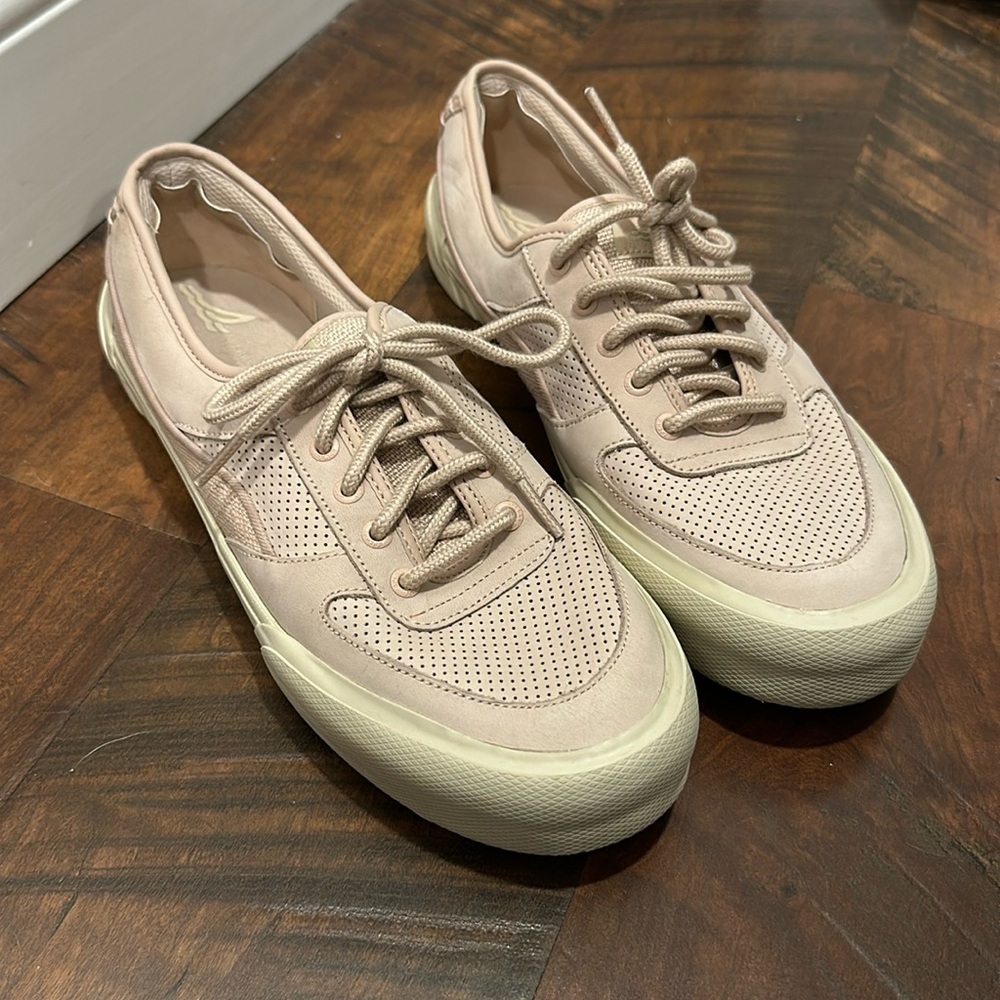 Sperry Light Pink Sneakers Never Worn Womens Size 11